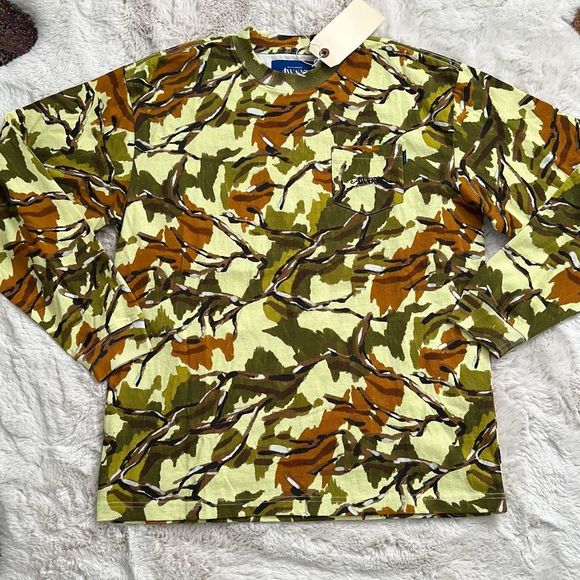Awake NY Camo Printed Pocket Long Sleeve Tee Green Camo Size M - Picture 3 of 10